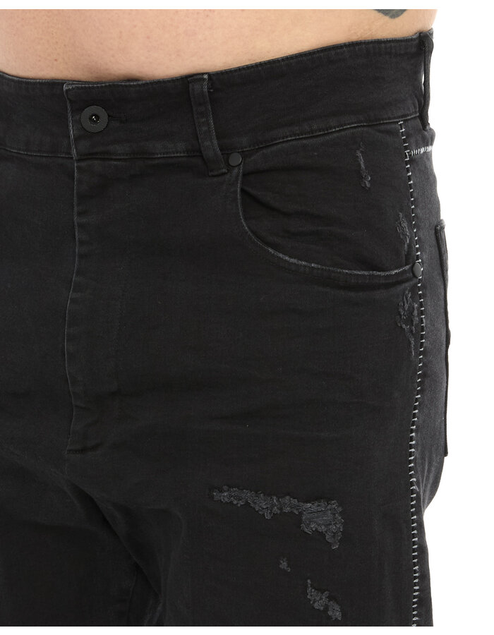 MD75 DISTRESSED STRAIGHT LEG JEANS