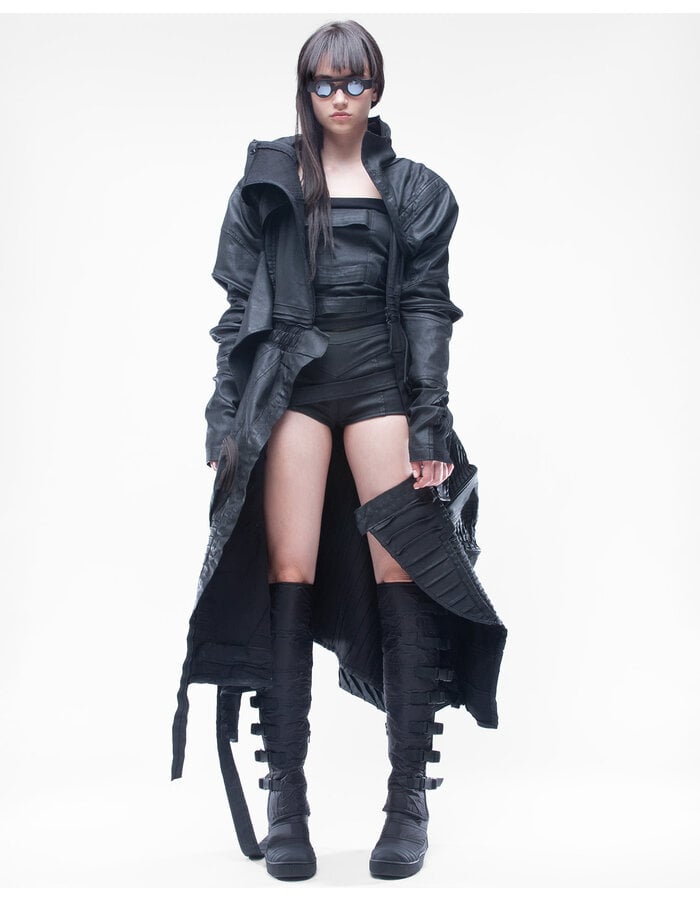 DEMOBAZA OVERCOAT BEYOND