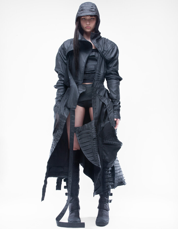 DEMOBAZA OVERCOAT BEYOND