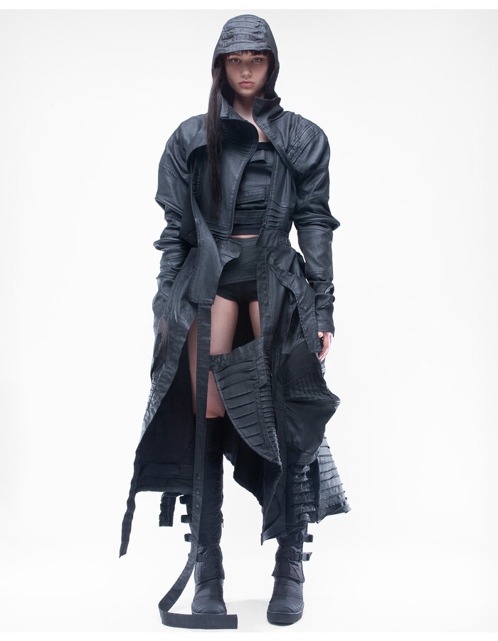 DEMOBAZA OVERCOAT BEYOND