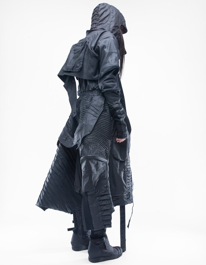 DEMOBAZA OVERCOAT BEYOND