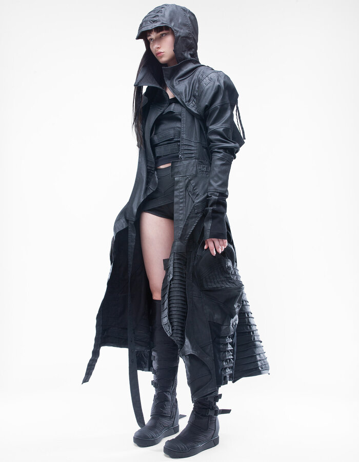 DEMOBAZA OVERCOAT BEYOND