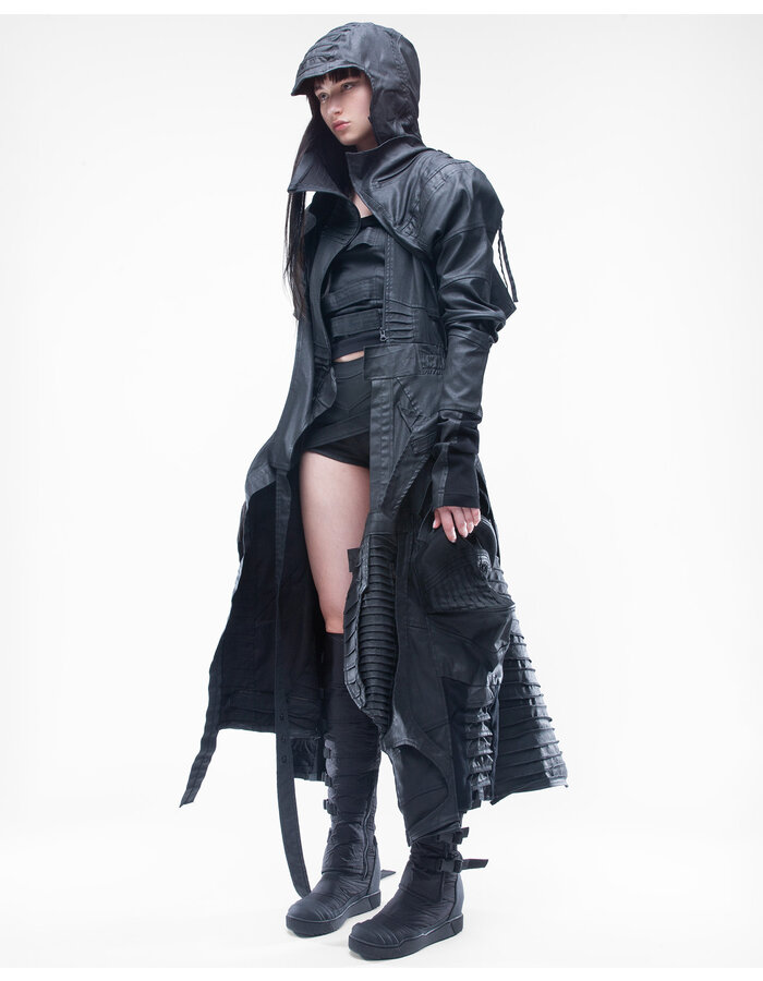 DEMOBAZA OVERCOAT BEYOND