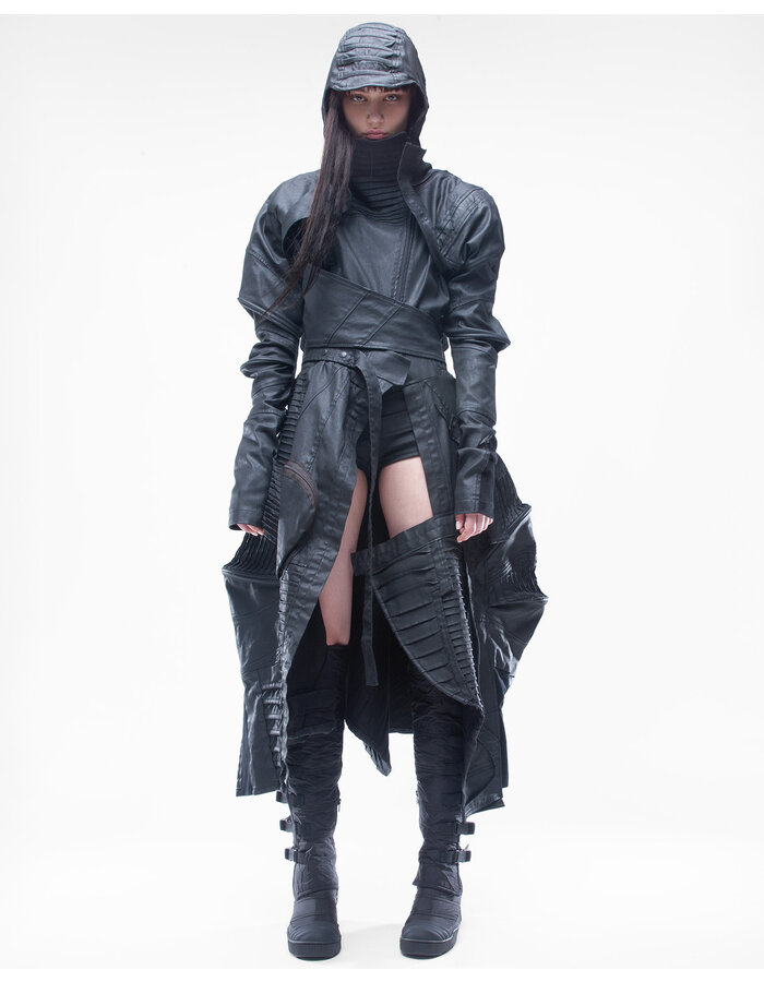 DEMOBAZA OVERCOAT BEYOND