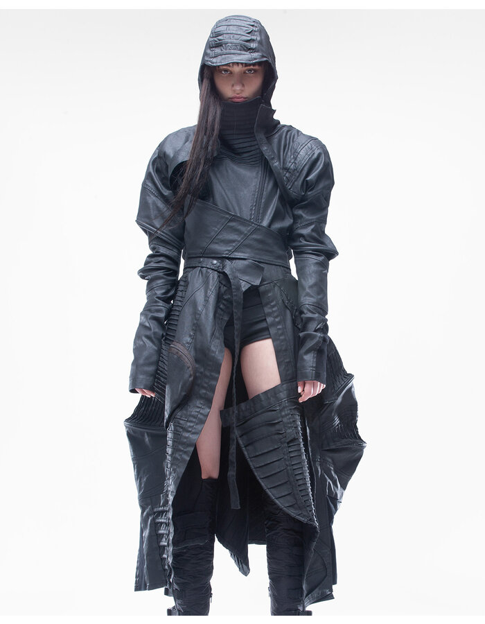 DEMOBAZA OVERCOAT BEYOND