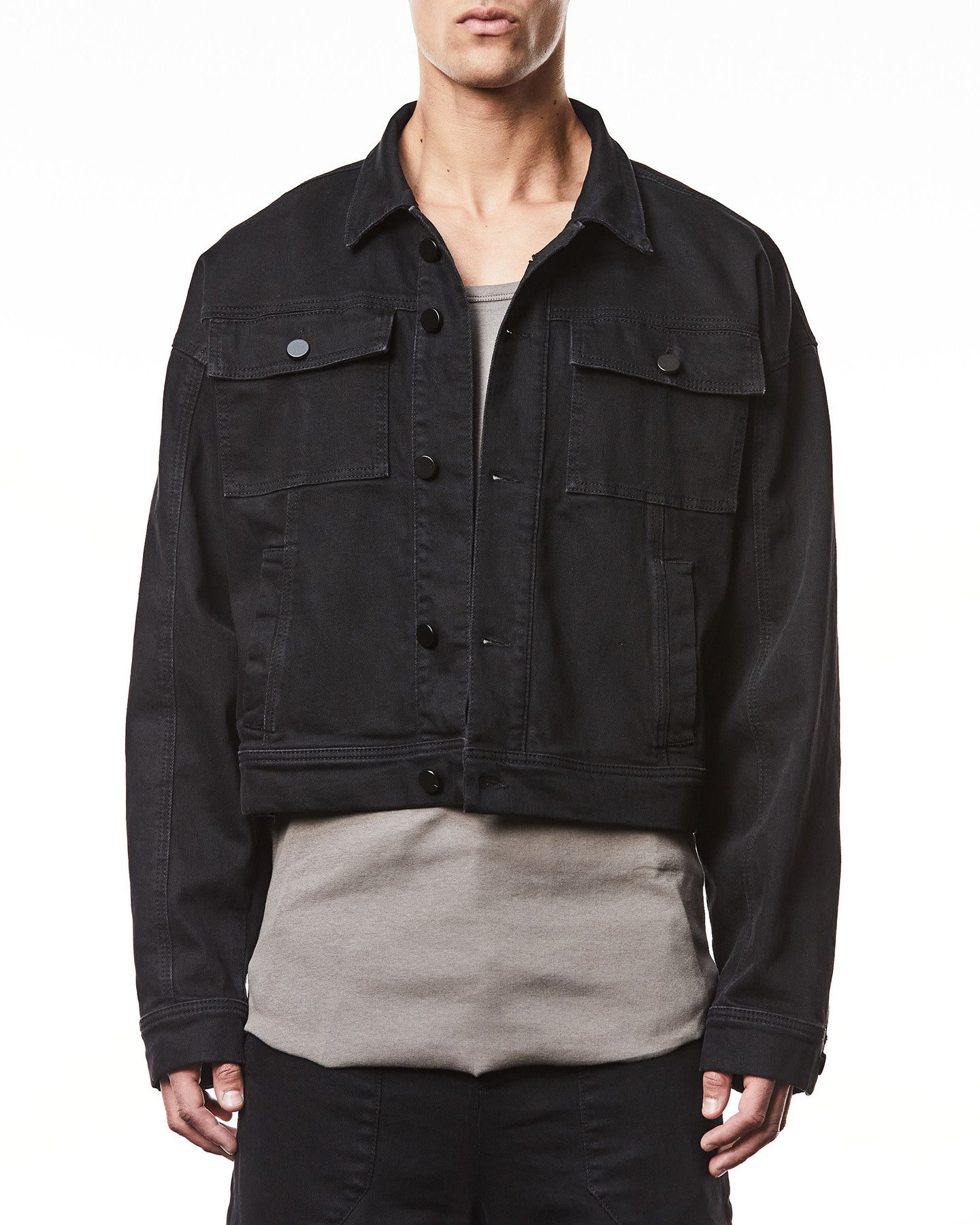 OVERSIZED CROPPED DENIM JACKET