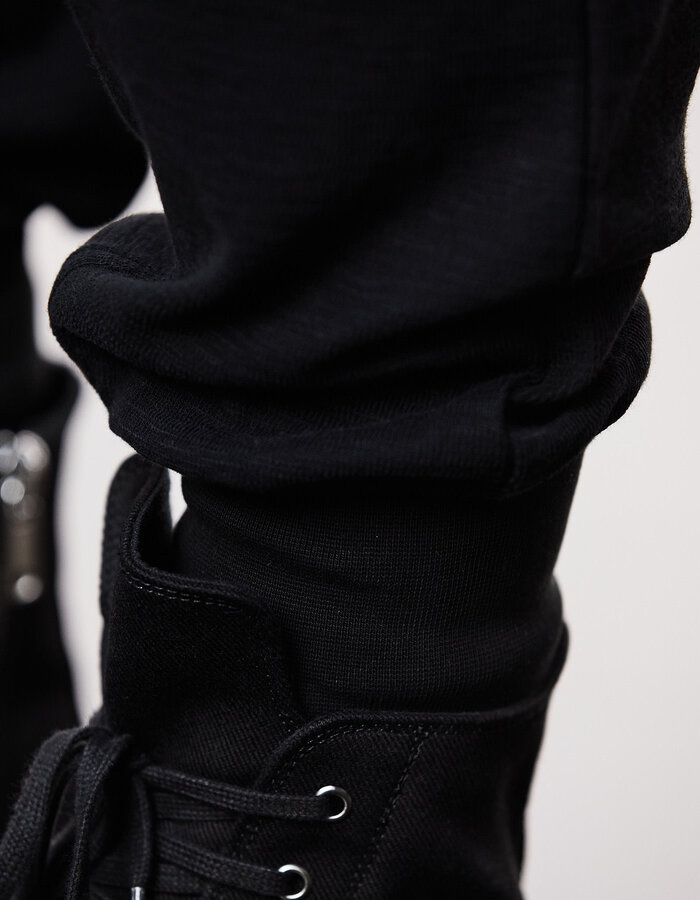 THOM KROM COTTON JOGGER WITH CONTRAST ZIP POCKETS - BLACK
