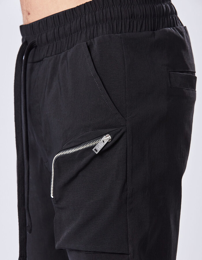 THOM KROM VISCOSE & NYLON 3D POCKET CROPPED TROUSER - BLACK