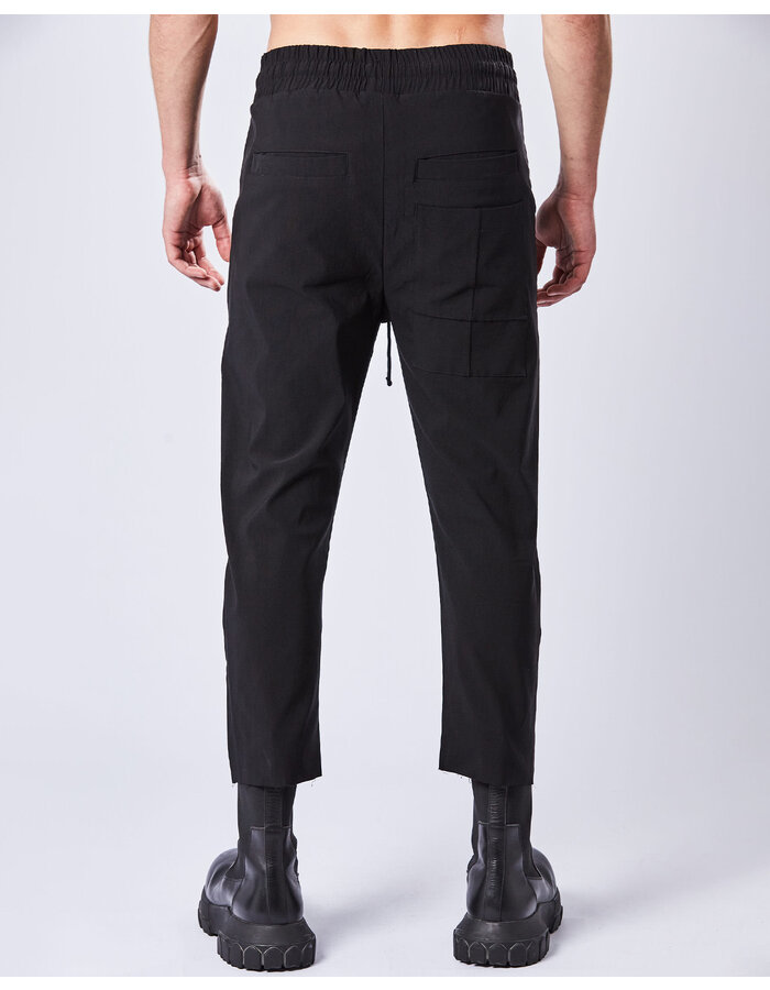 THOM KROM VISCOSE & NYLON 3D POCKET CROPPED TROUSER - BLACK