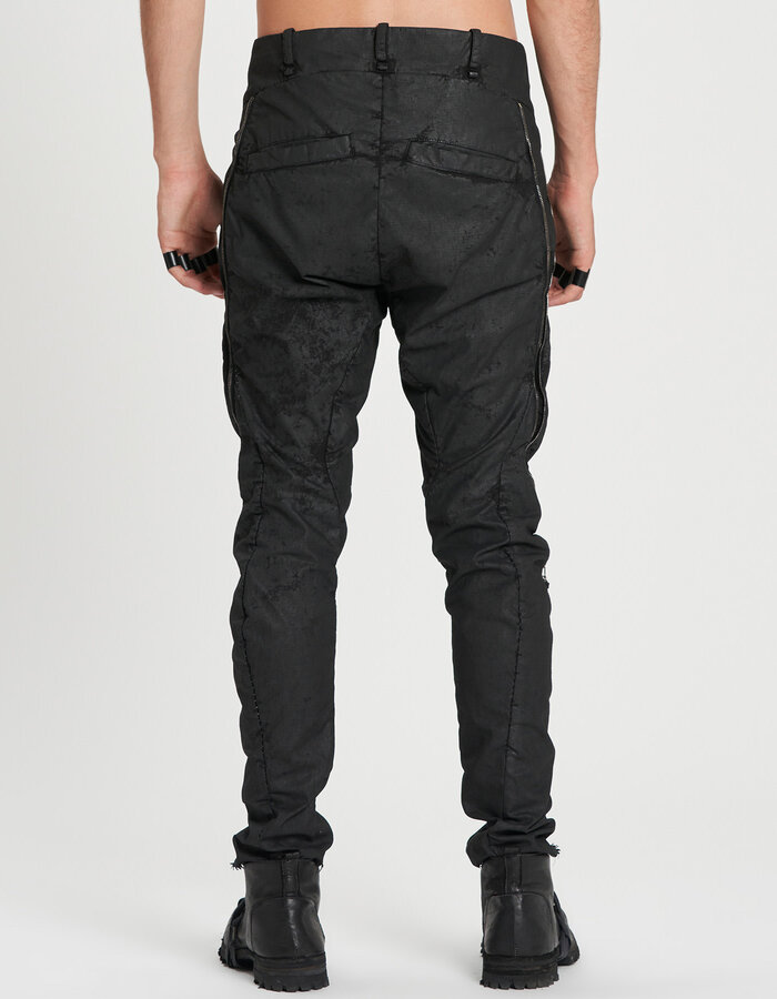 MASNADA FRONT ELONGATED ZIP PANTS - SMEARED BLACK