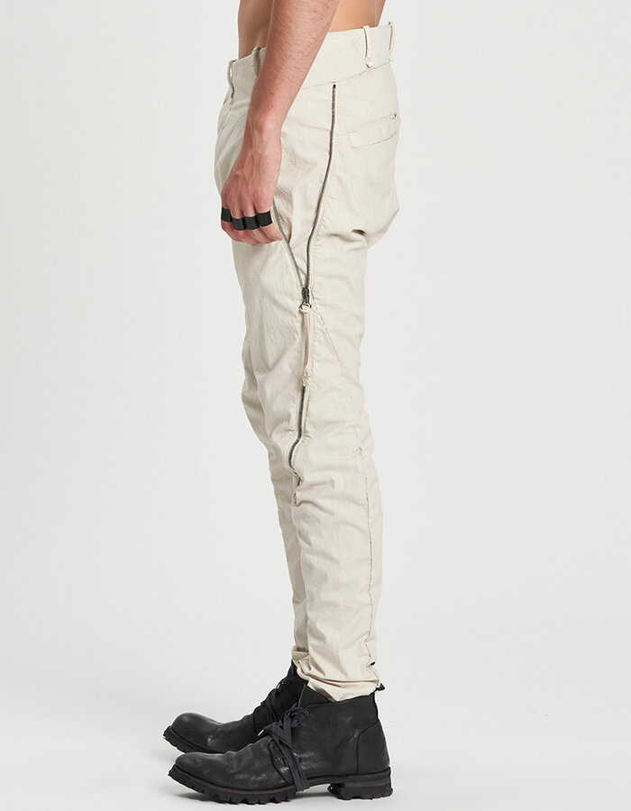 MASNADA FRONT ELONGATED ZIP PANTS - FLINT