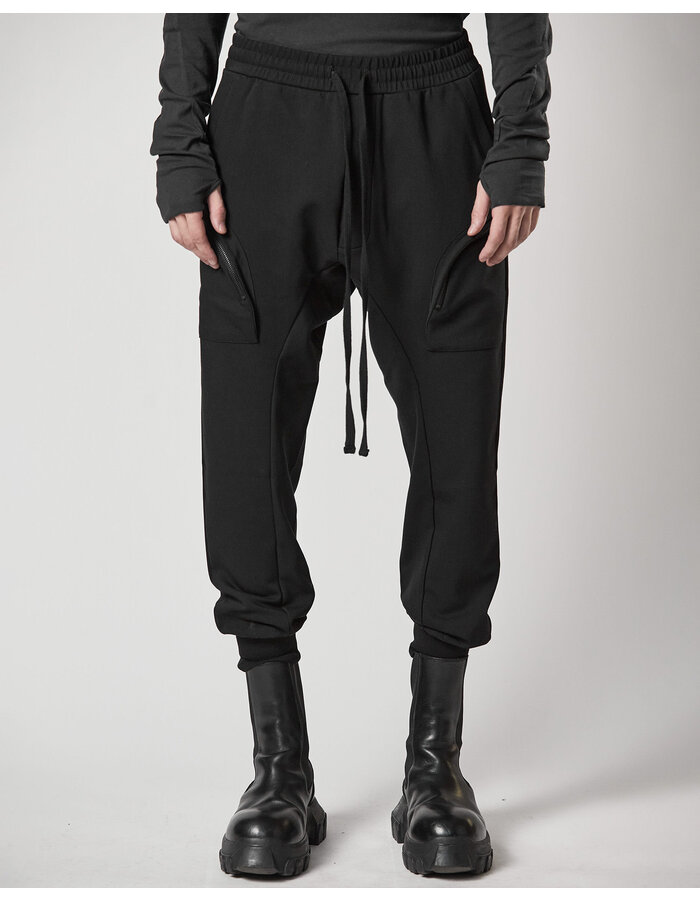 THOM KROM CURVE ZIP POCKET FITTED CARGO JOGGER - BLACK