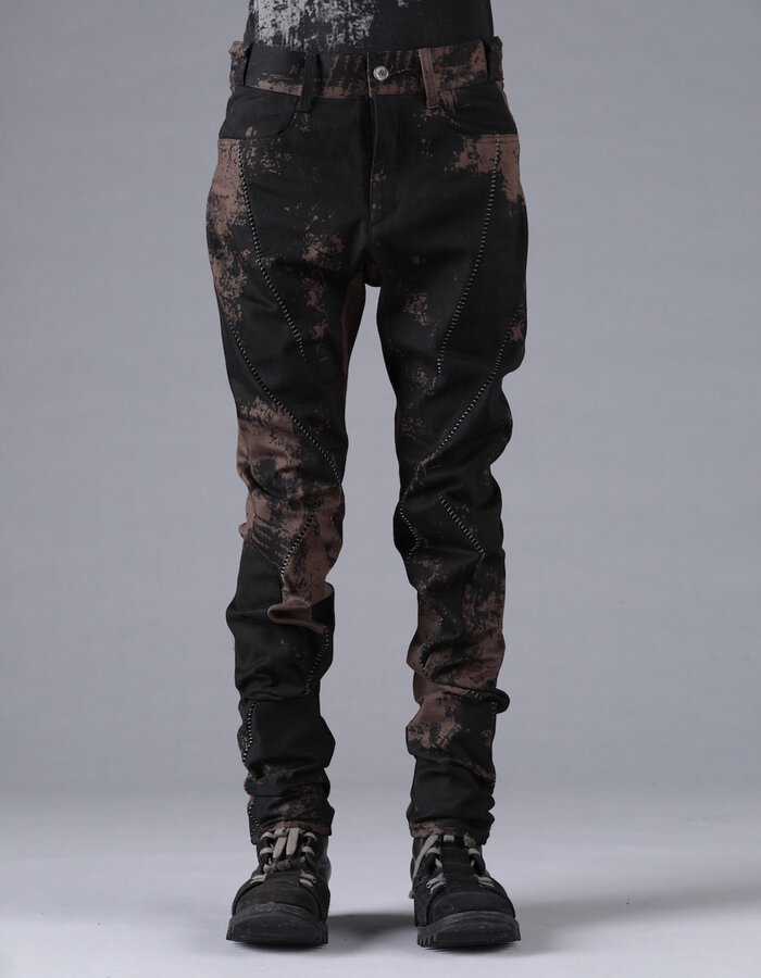 D. HYGEN MURA PROCESSED OVERLOCK TWISTED SLIM JEANS - DUST/BLACK