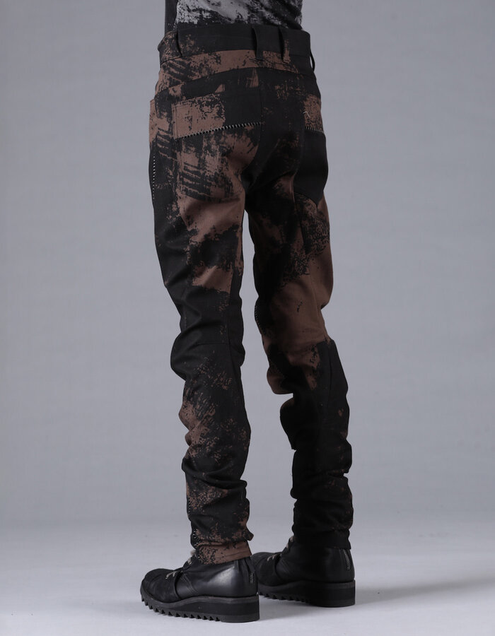 D. HYGEN MURA PROCESSED OVERLOCK TWISTED SLIM JEANS - DUST/BLACK