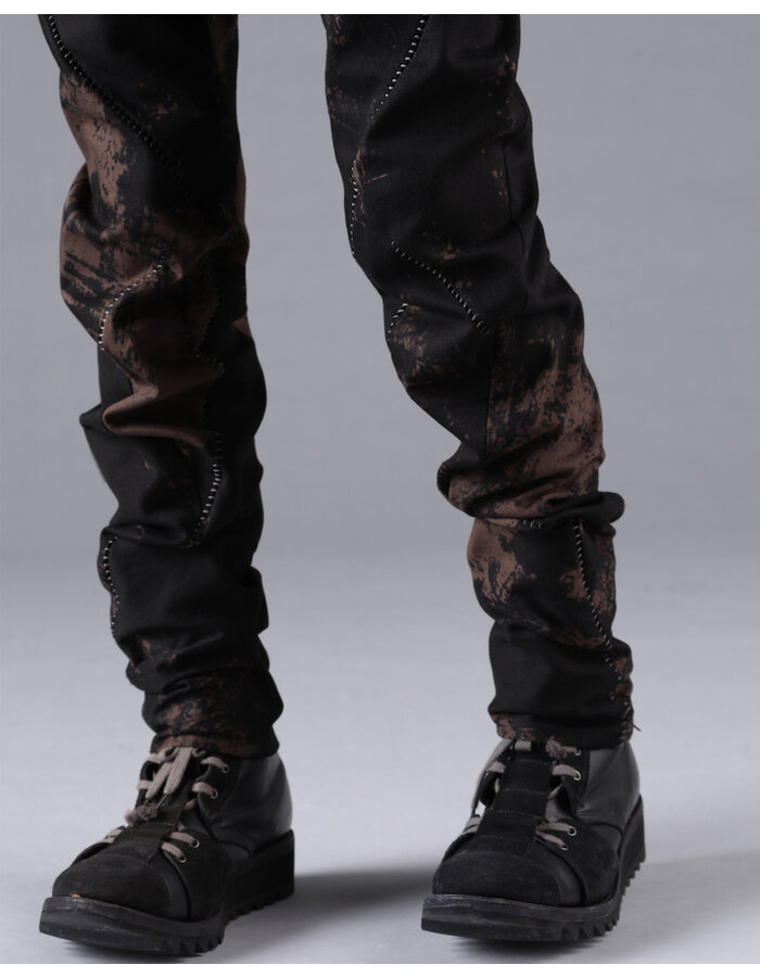 D. HYGEN MURA PROCESSED OVERLOCK TWISTED SLIM JEANS - DUST/BLACK