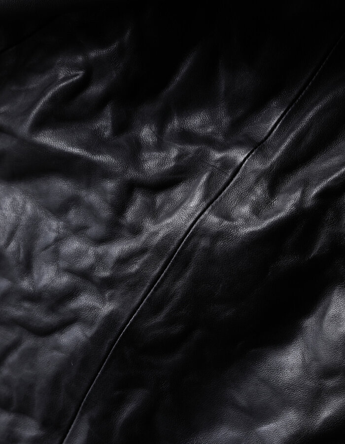 D. HYGEN HORSE LEATHER VEST BAG