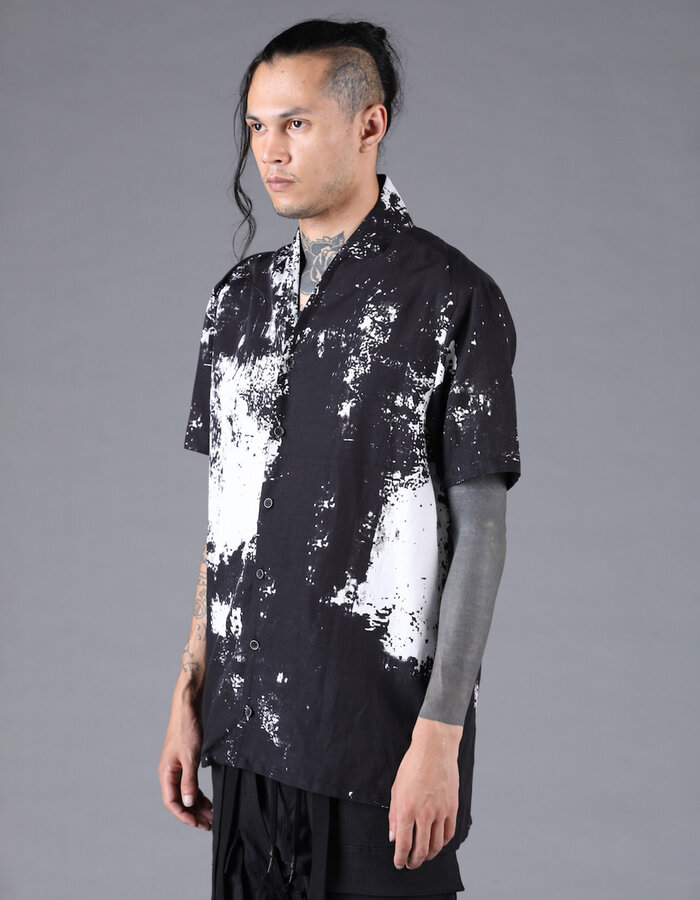 D. HYGEN BRUSH PRINT RAYON X COTTON X LINEN SHORT SLEEVE SHIRT
