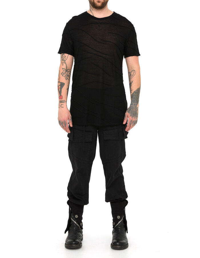 LA HAINE INSIDE US VISCOSE PLISSE DETAIL T-SHIRT - BLACK