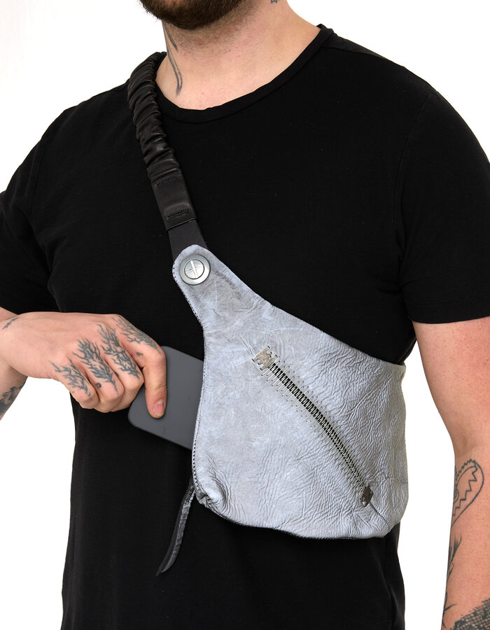 ISAAC SELLAM EXPERIENCE PASSAGER LAMBSKIN CROSS-BODY BAG - REFLECTIVE