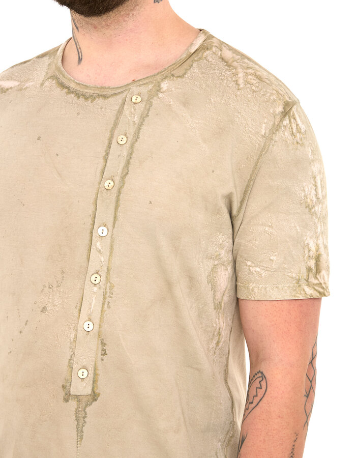 MD75 SALT DYE OFF CENTER HENLEY T-SHIRT