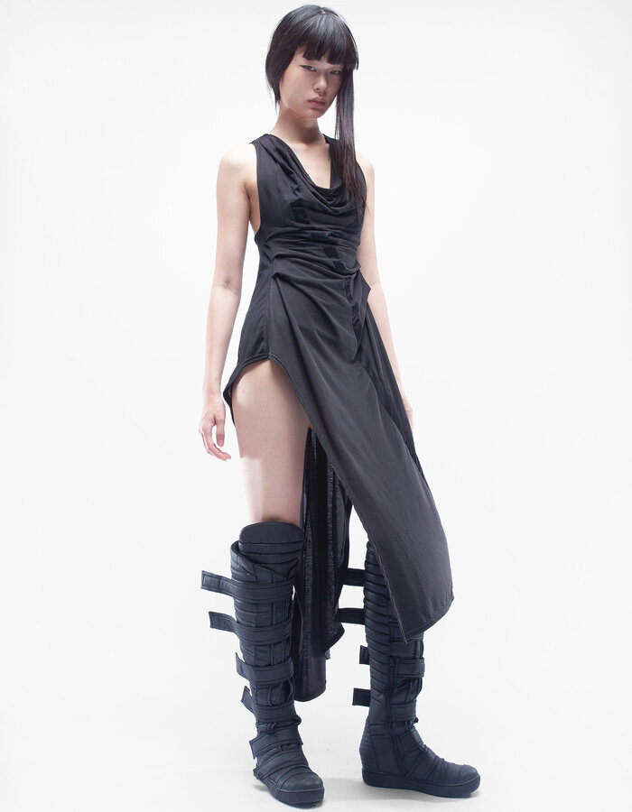 DEMOBAZA DRESS X ONYX