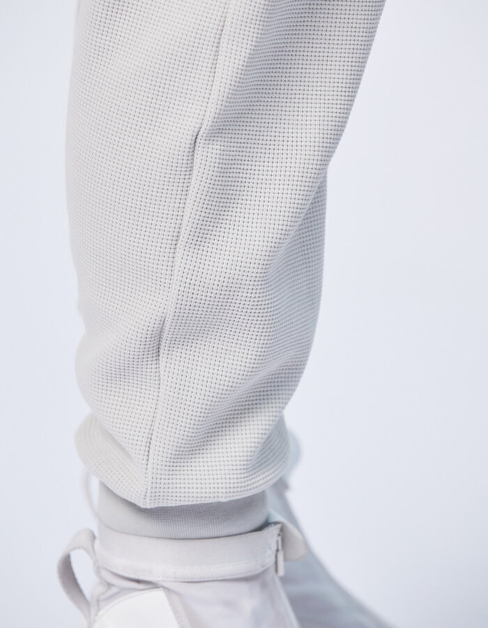 THOM KROM STRETCH COTTON PANEL WAFFLE KNIT JOGGER - SILVER