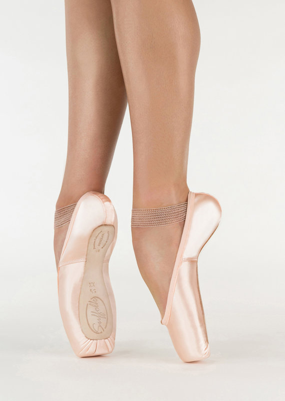 custom pointe shoes