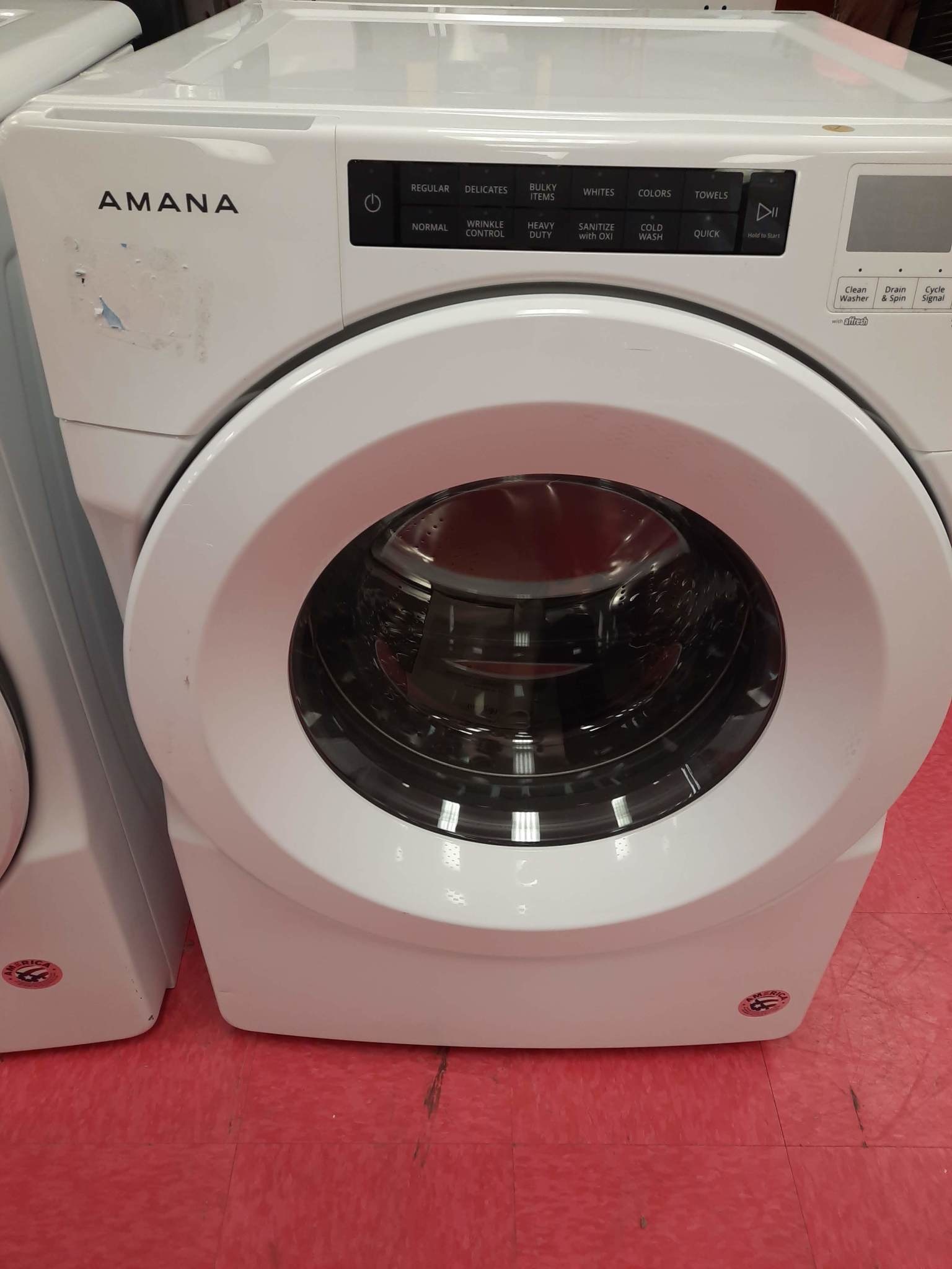 Amana *NFW5800HW 4.3-cu ft High Efficiency Stackable Front-Load Washer (White) ENERGY STAR