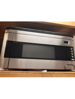 Sharp Sharp R-1514-T 1.5 cu ft over the range