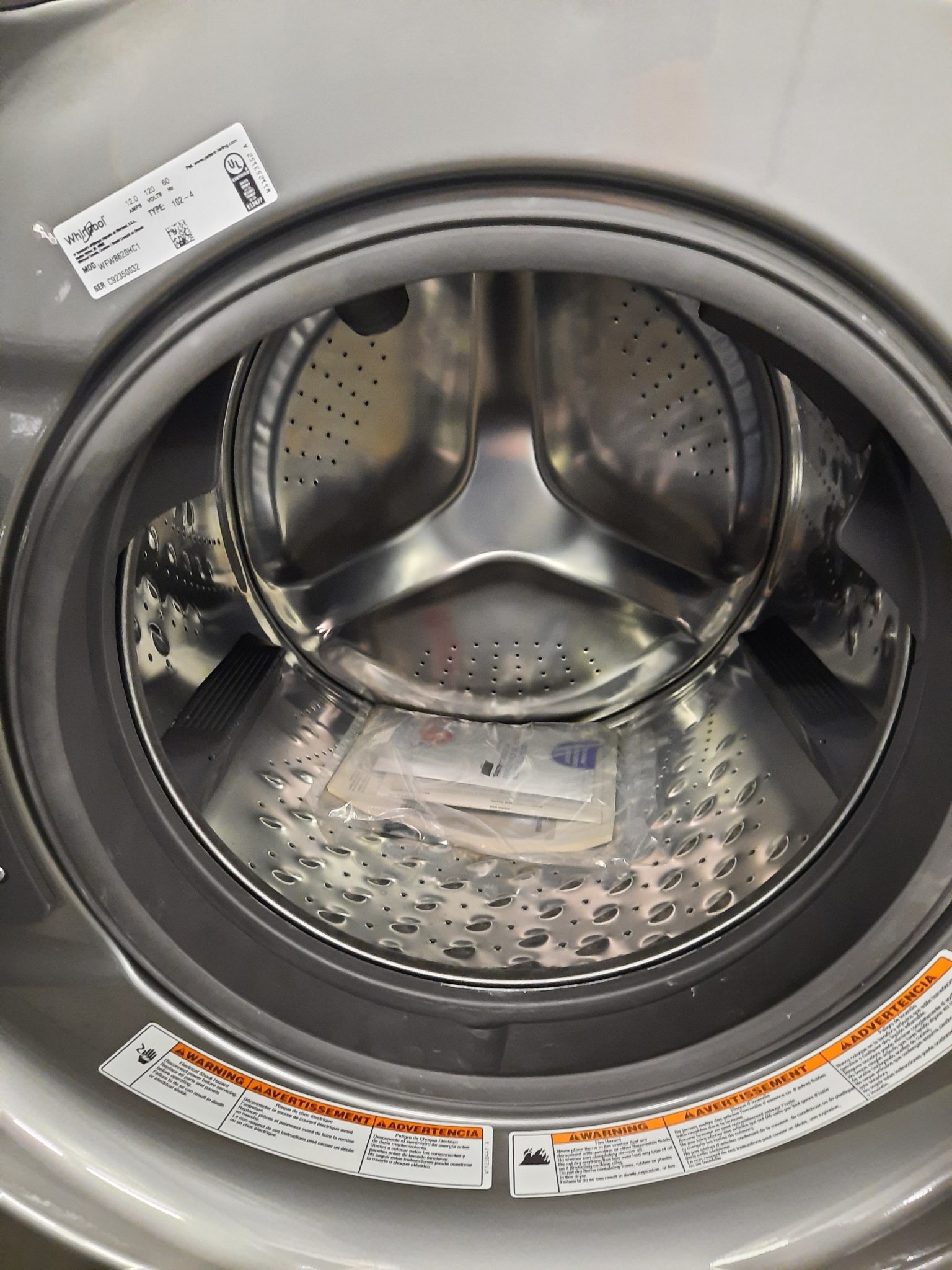 Whirlpool *WFW8620HC  5.0 cu ft High Efficiency Chrome Shadow Front Load Washing Machine with Load & Go XL Dispenser