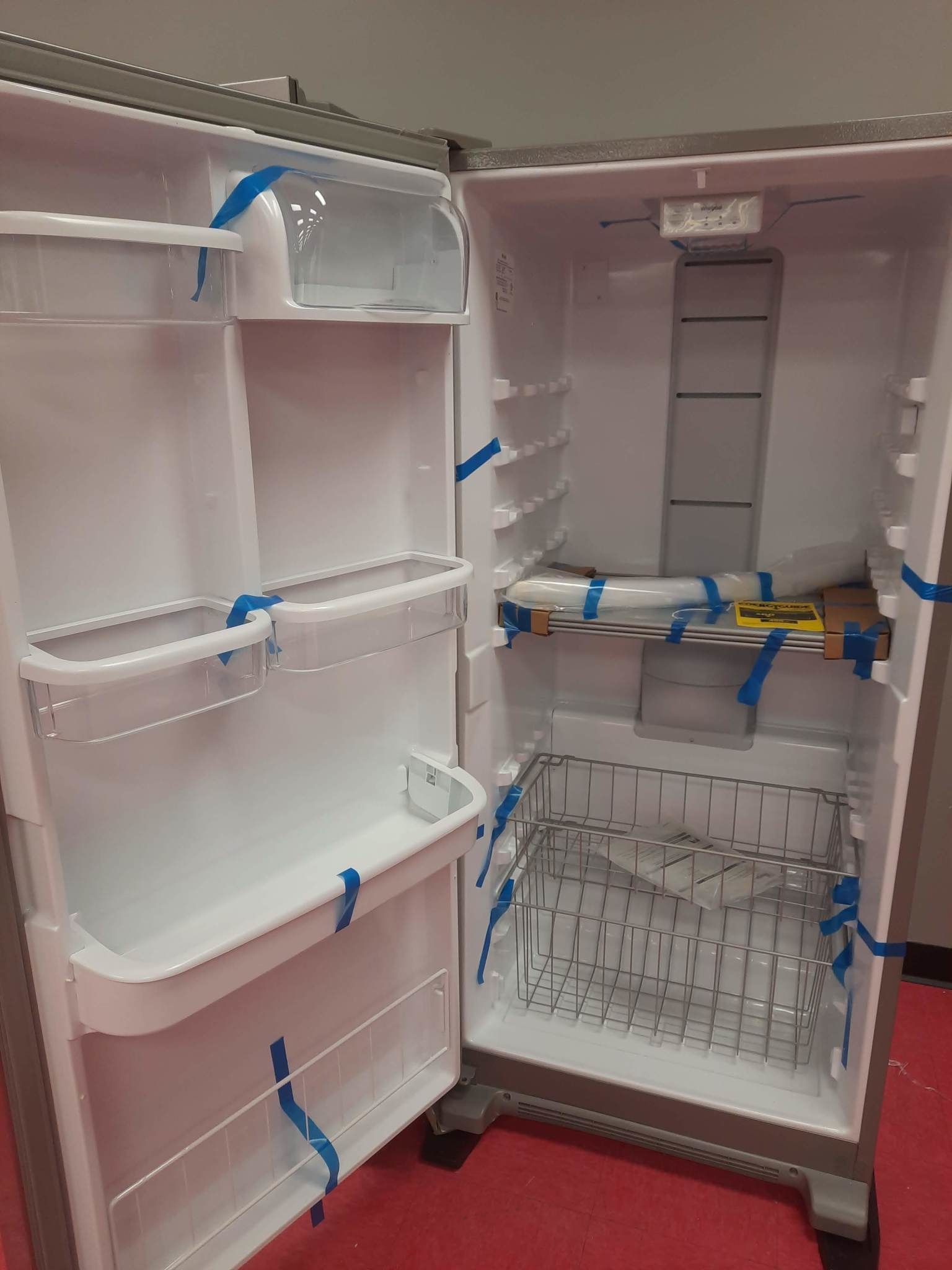 Whirlpool *WSZ57L18DM SideKick 17.7-cu ft Frost-free Upright Freezer (Monochromatic Stainless Steel)