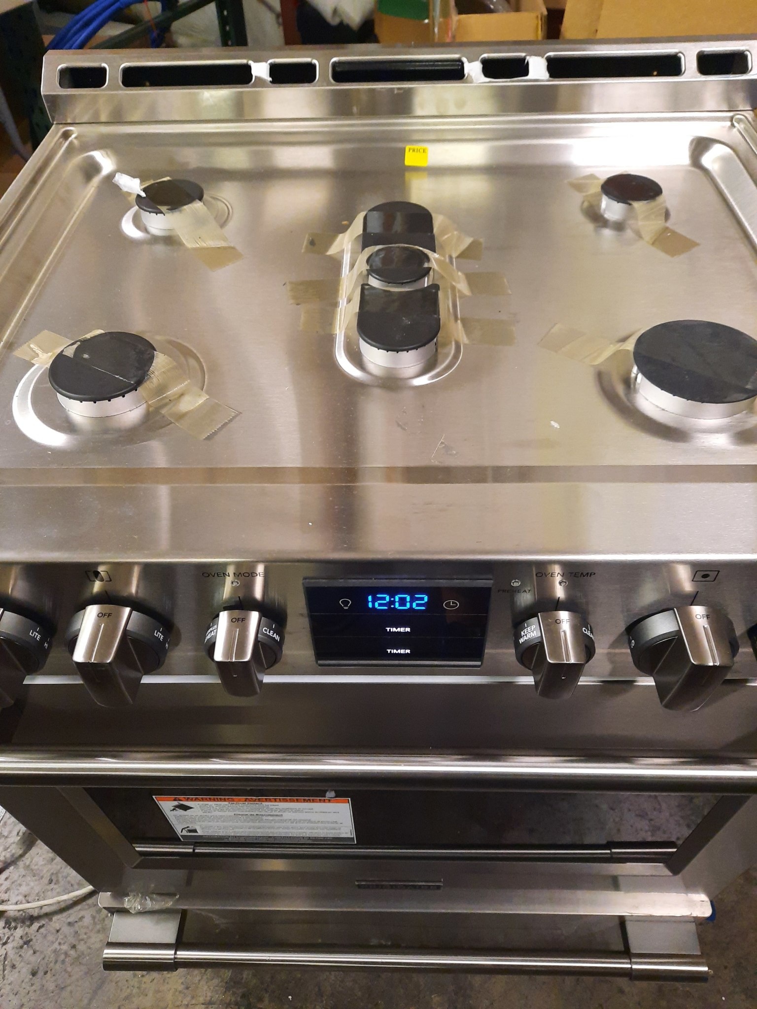 Frigidaire FPGH3077RFE  Professional 5 Burners 5.1-cu ft Self-Cleaning True Convection Gas Range (Smudge-Proof Stainless Steel) (Common: 30-in; Actual: 29.88-in)