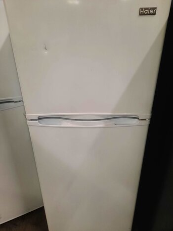 Haier Haier HA10TG21SW  9.8 cu. ft. Top Freezer Refrigerator in White