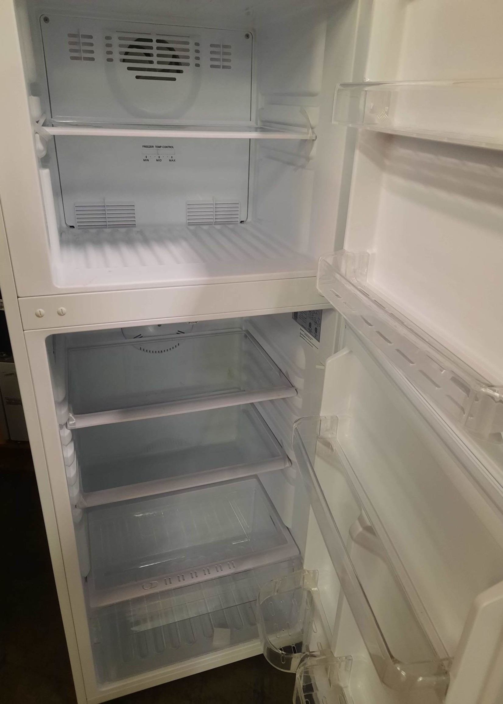 *Haier HA10TG21BSW  9.8 cu. ft. Top Freezer Refrigerator in White