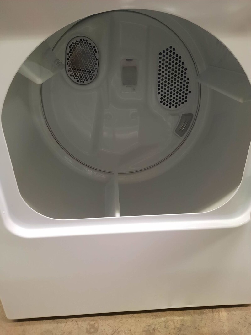 Maytag *MEDC465HW 7.0 cu. ft. 240-Volt White Electric Vented Dryer with Wrinkle Control