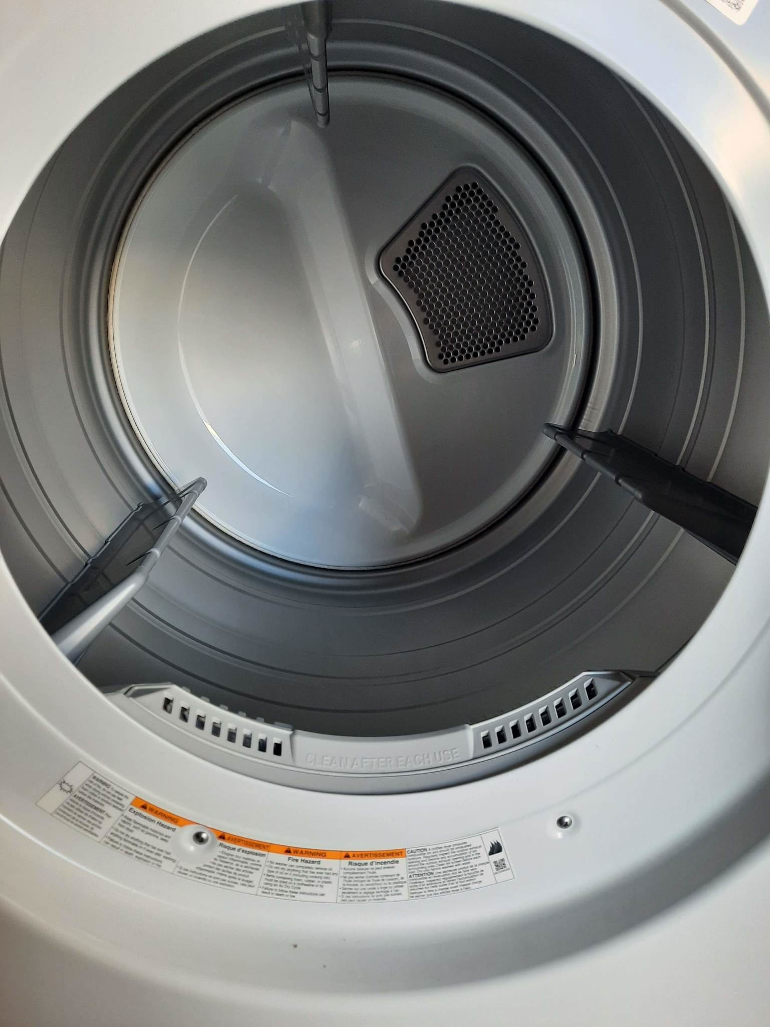 LG LG DLE3500W 7.4-cu ft Stackable Electric Dryer (White) ENERGY STAR, DLE3500W