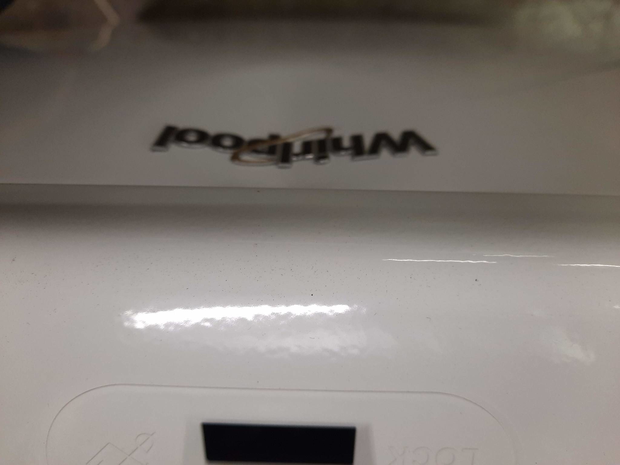 Whirlpool Whirlpool WTW5105HW 4.7 cu. ft. White Top Load Washing Machine with Built-in Water Faucet and Stain Brush