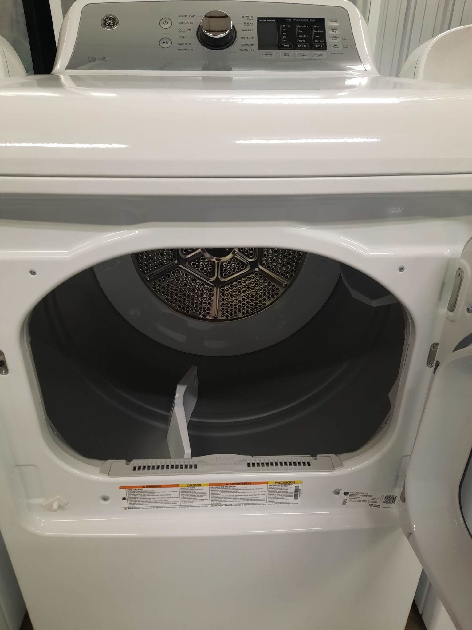 GE GE GTD72EBSN0WS 7.4 cu ft electric Dryer