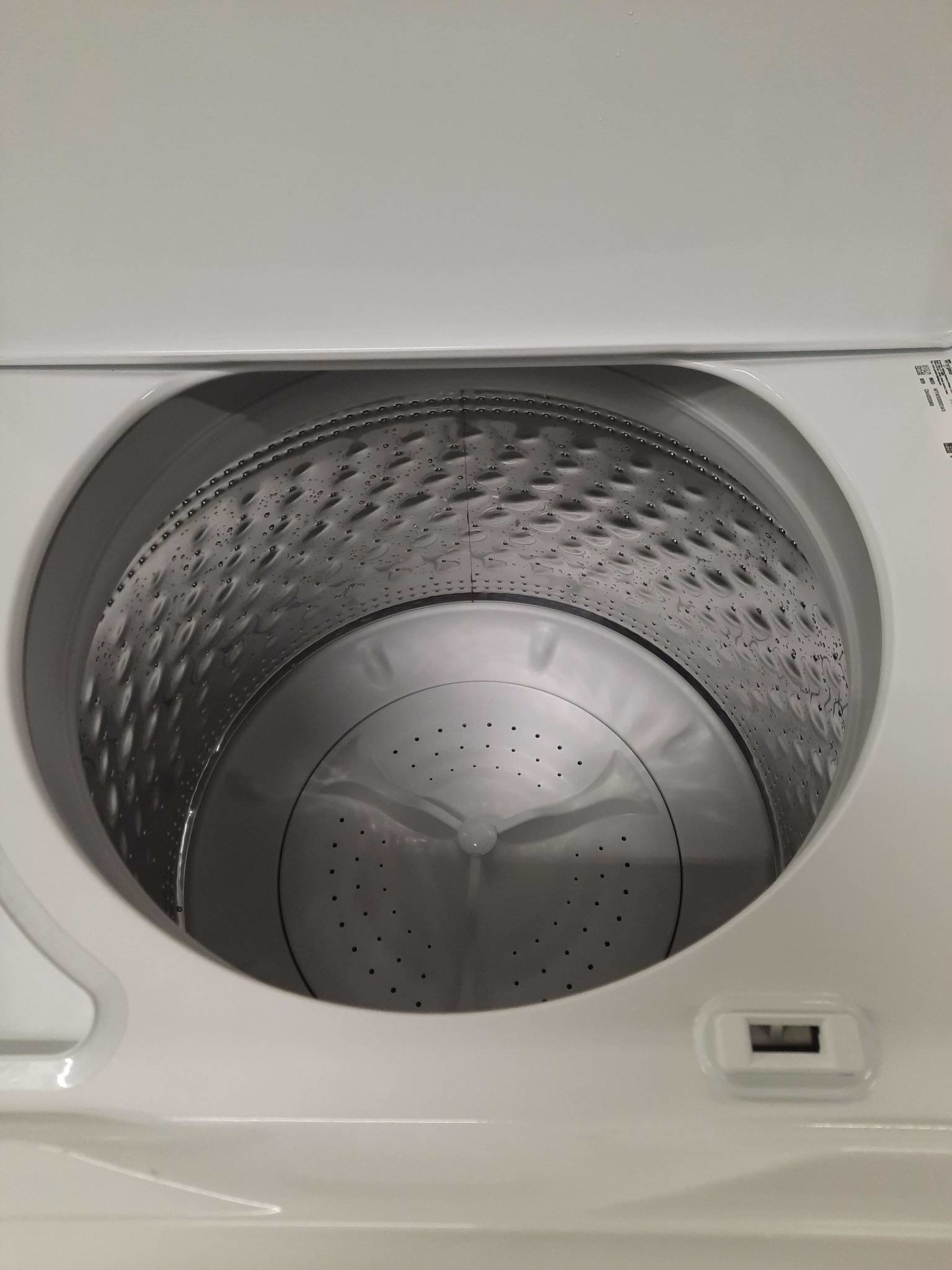 Whirlpool Whirlpool WTW5000DW3 4.3 cu ft Top-Load washer with Vertical Axis w/Impeller