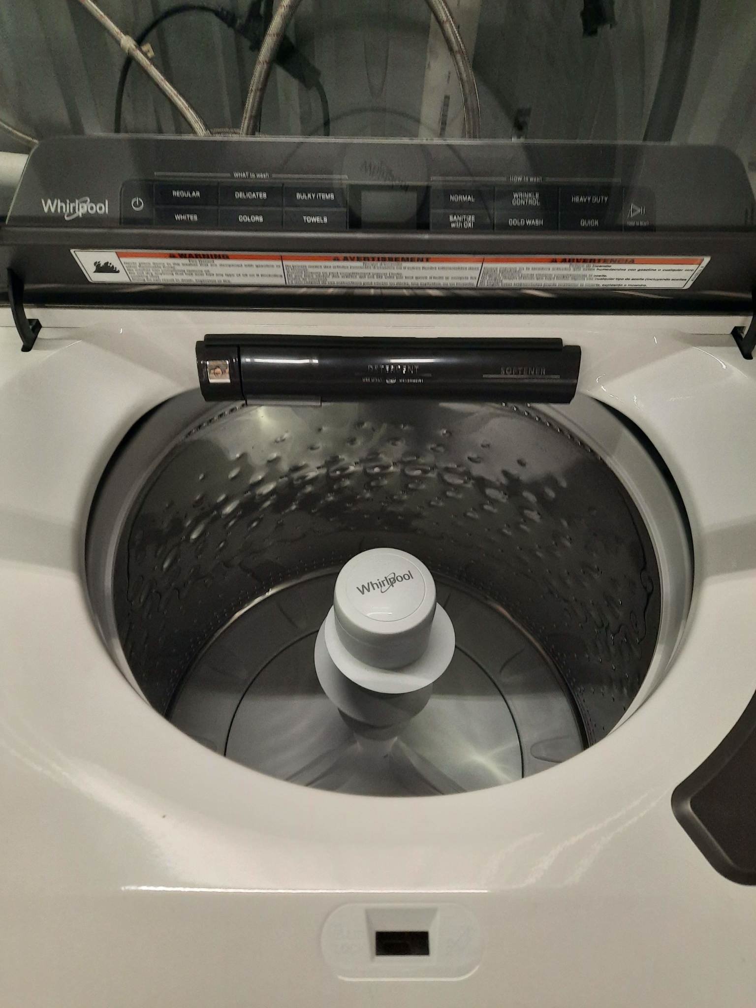 Whirlpool Whirlpool WTW5105HW 4.7 cu. ft. White Top Load Washing Machine with Built-in Water Faucet and Stain Brush