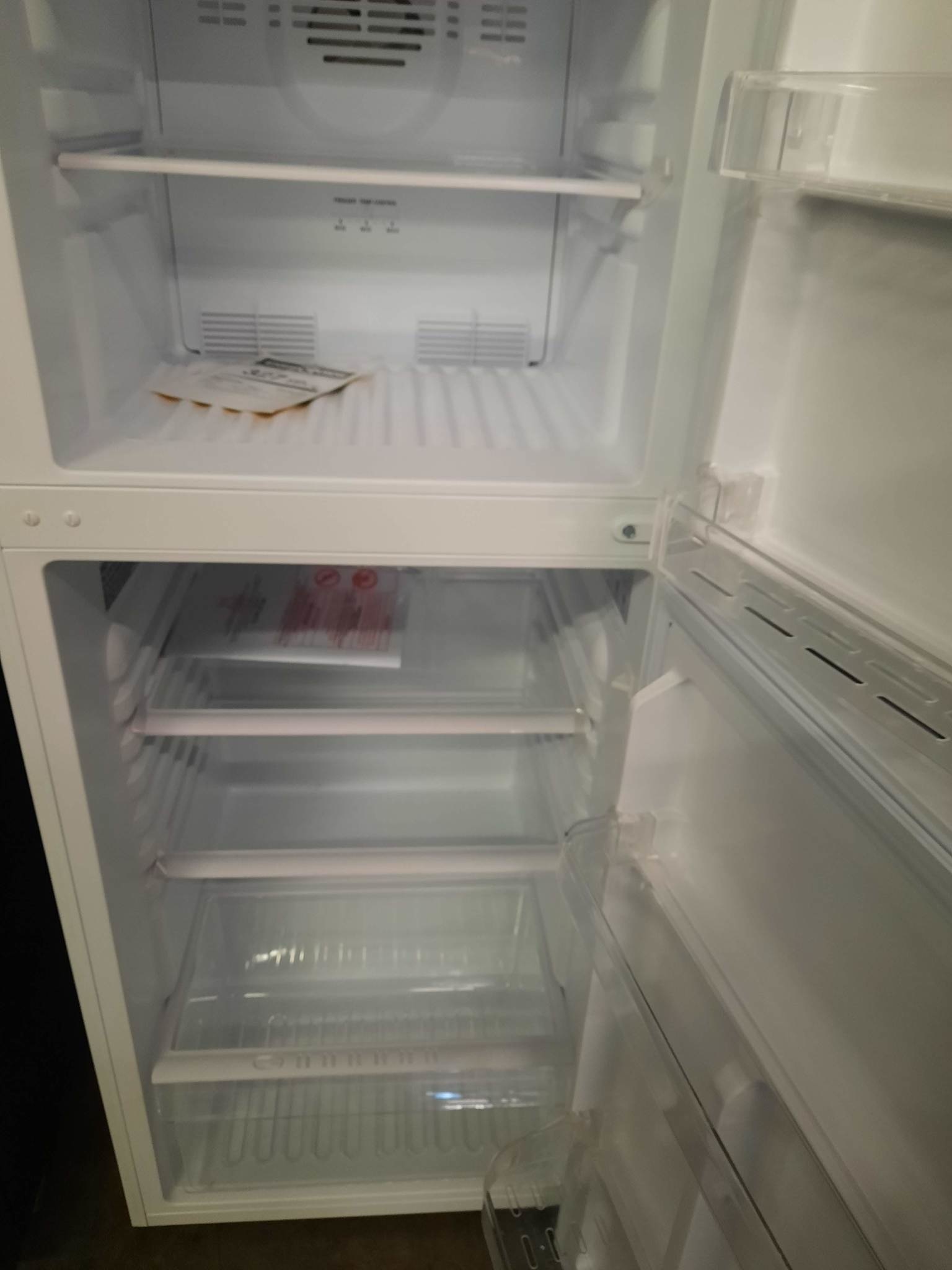 Haier Haier HA10TG21SW 9.8 cu. ft. Top Freezer Refrigerator in White