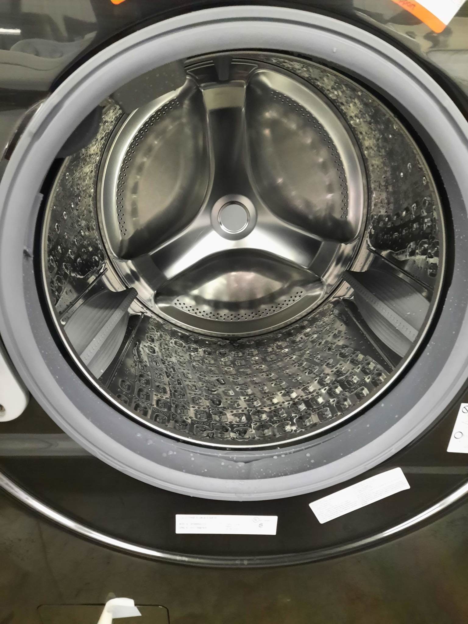 Samsung Samsung WF50R8500AV  5.0 cu. ft. High-Efficiency Black Stainless Steel Front Load Washing Machine with Super Speed and Steam, ENERGY STAR