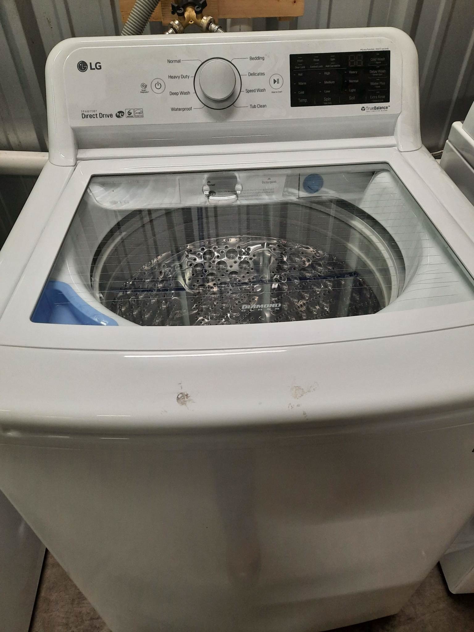 LG LG WT7100CW 4.5-cu ft High Efficiency Top-Load Washer (White)