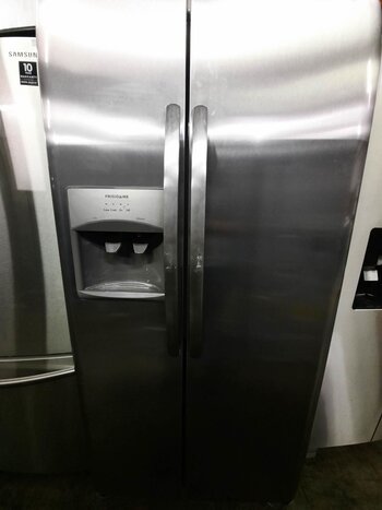 Frigidaire Frigidaire LFSS2312TF4  *33 inch*  22.1 cu. ft. Side by Side Refrigerator in Stainless Steel