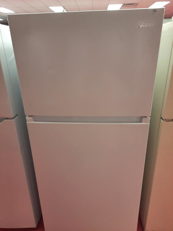Midea *Midea MRT18S2AWW  18-cu ft Top-Freezer Refrigerator (White) ENERGY STAR