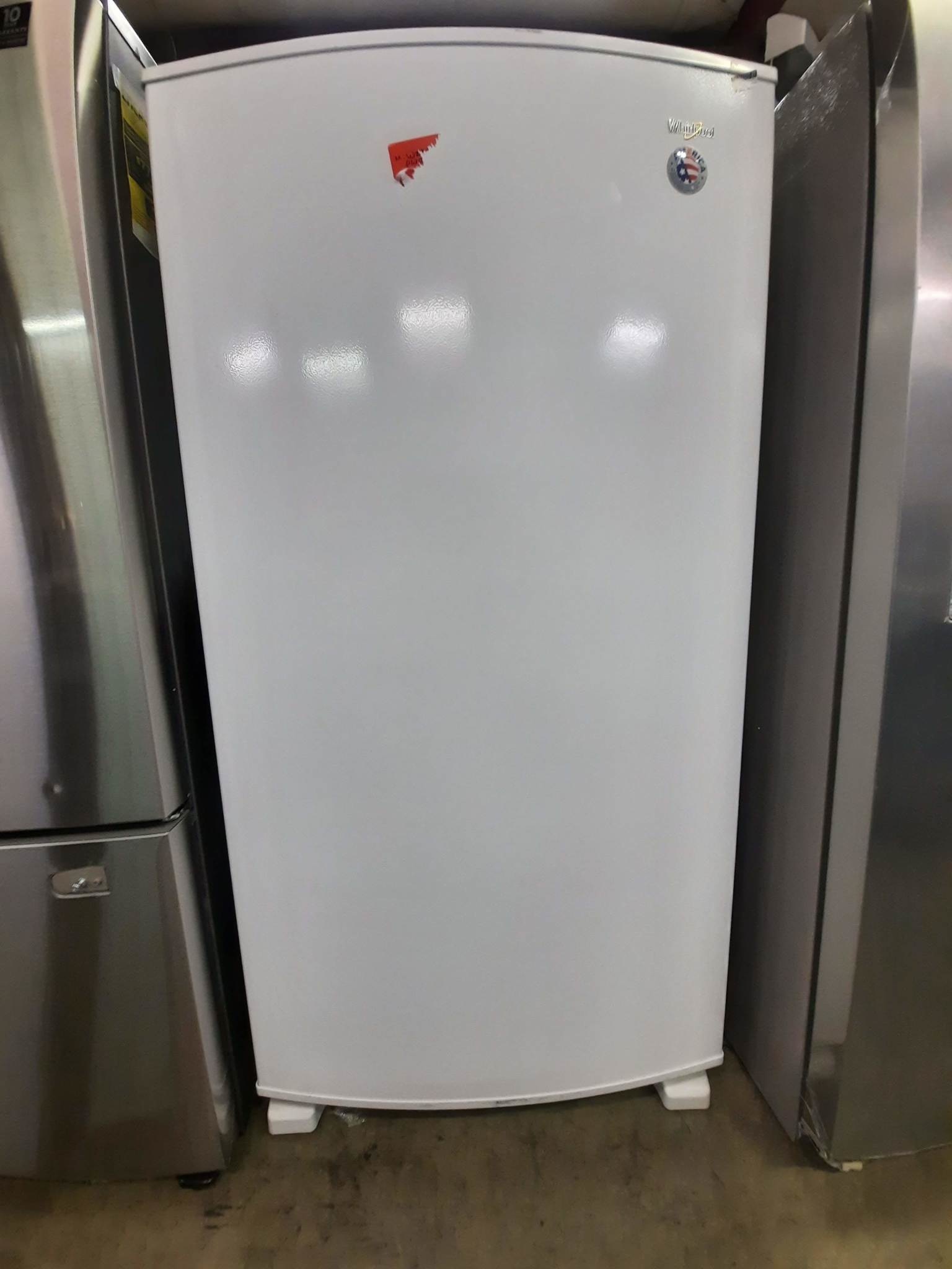 Whirlpool Whirlpool WZF34X20DW  19.65-cu ft Frost-Free Upright Freezer