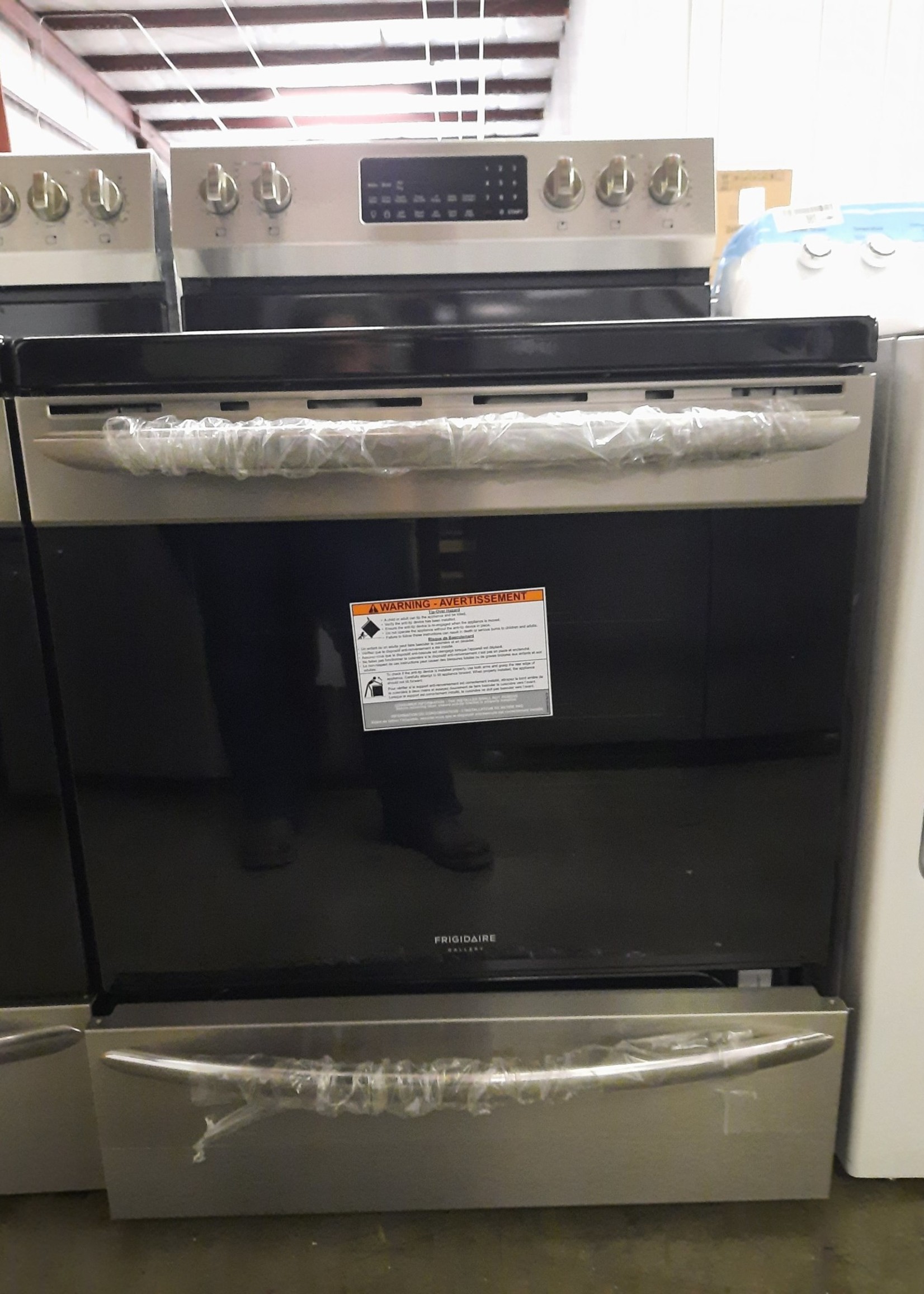 Frigidaire *Frigidaire GCRE3060AF  5.7 cu. ft. Electric Range with True Convection Self-Cleaning Oven in Stainless Steel with Air Fry