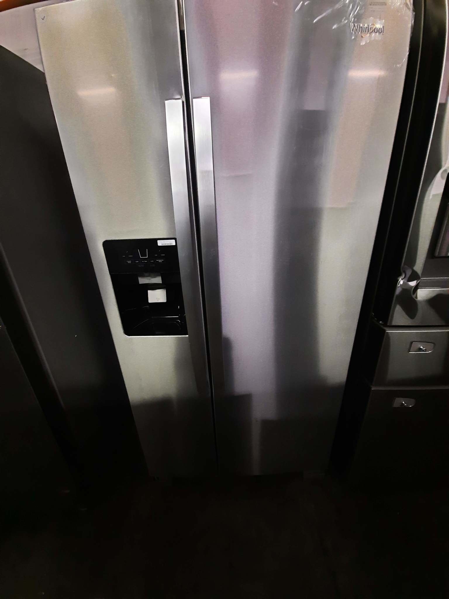 Whirlpool Whirlpool WRS321SDHZ  21.4-cu ft Side-by-Side Refrigerator with Ice Maker (Fingerprint-Resistant Stainless Steel)