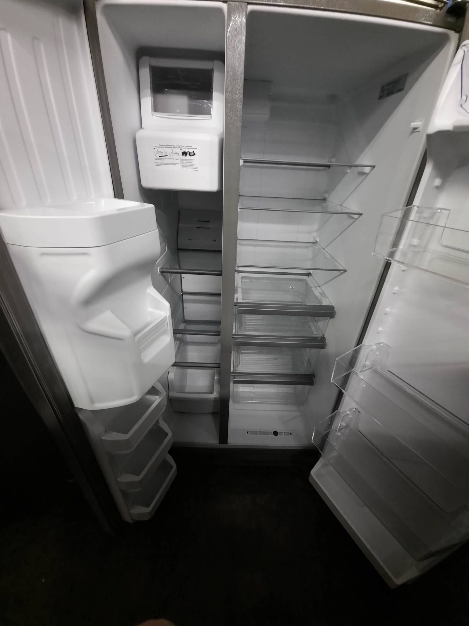 Whirlpool Whirlpool WRS321SDHZ  21.4-cu ft Side-by-Side Refrigerator with Ice Maker (Fingerprint-Resistant Stainless Steel)