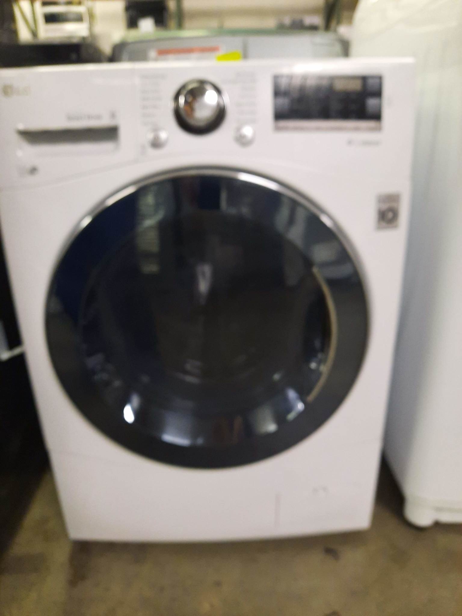 LG LG WM1388HW   2.3-cu ft High Efficiency Stackable Front-Load Washer (White) ENERGY STAR